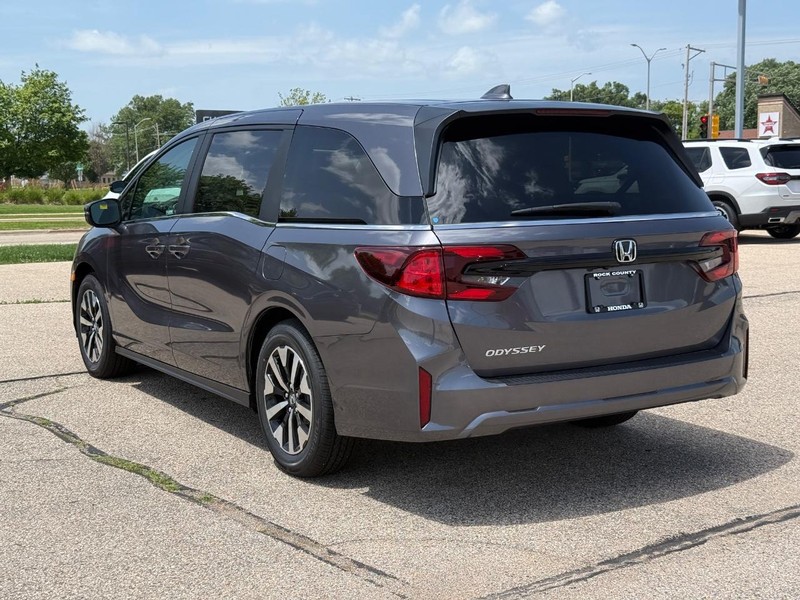 Honda Odyssey Vehicle Image 5