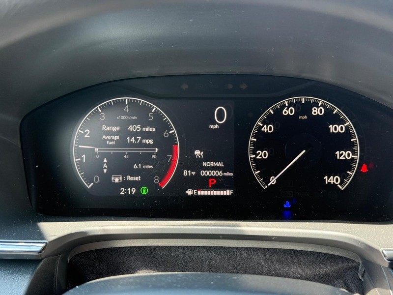 Honda CR-V Vehicle Image 17