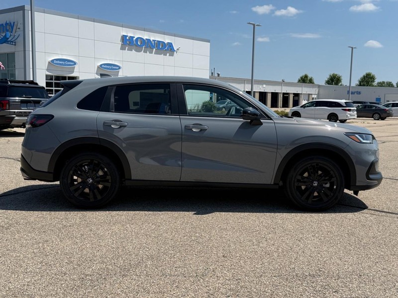 Honda HR-V Vehicle Image 2