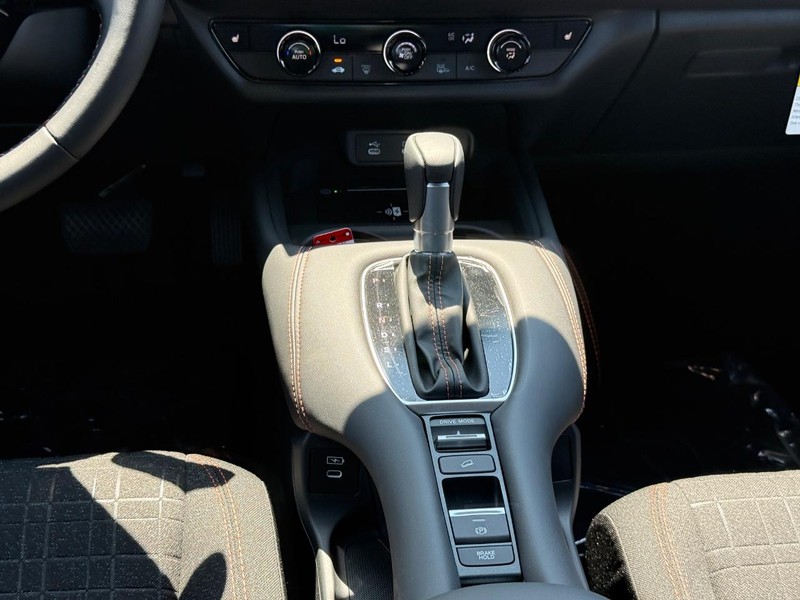 Honda HR-V Vehicle Image 12