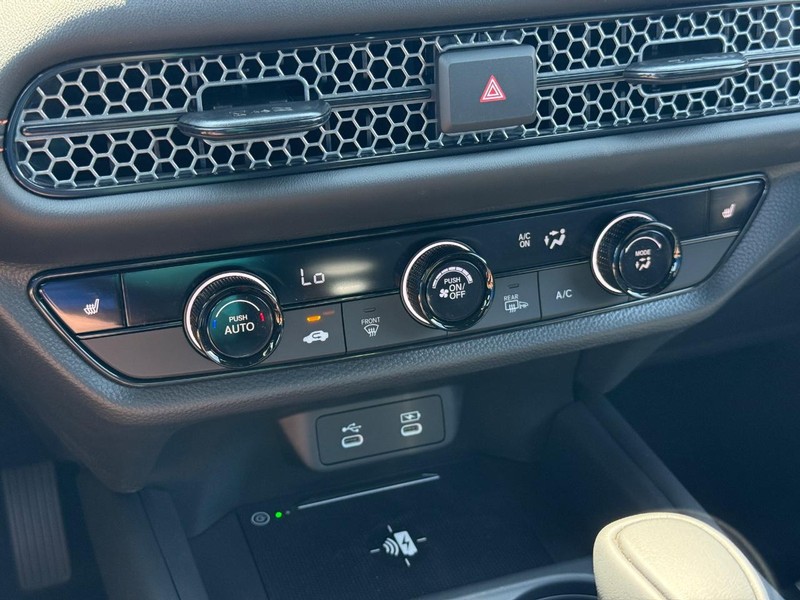Honda HR-V Vehicle Image 21