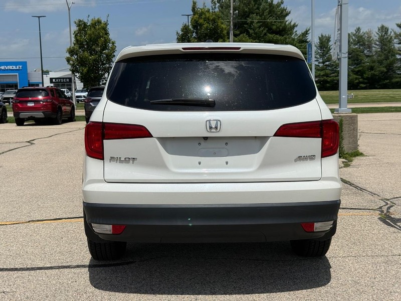 Honda Pilot Vehicle Image 4