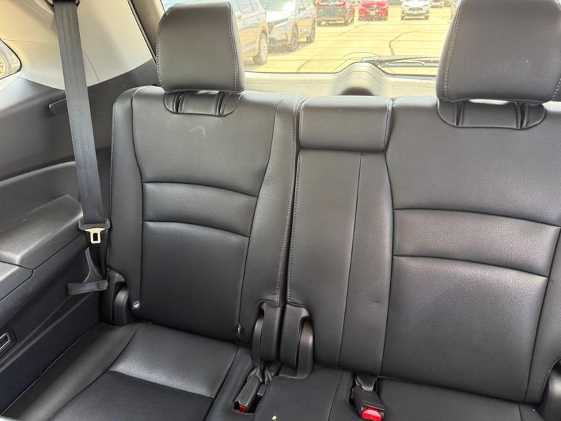 Honda Pilot Vehicle Image 10