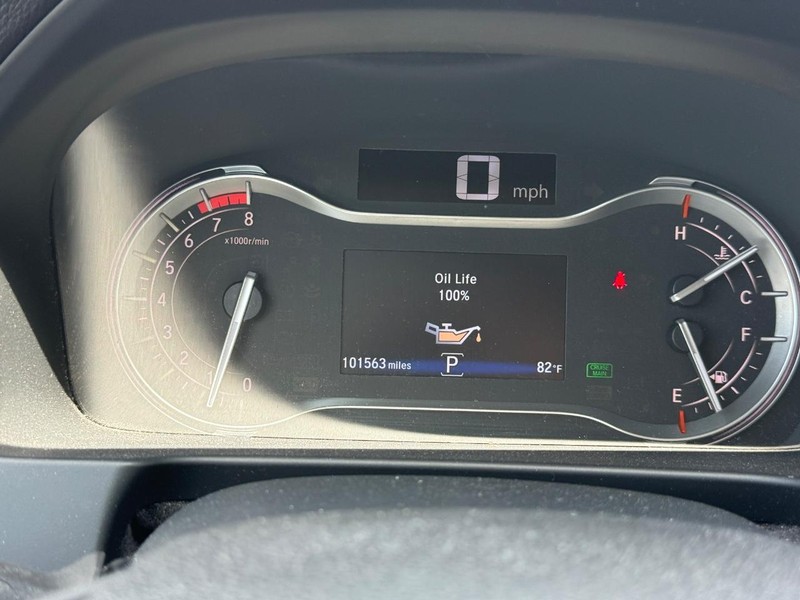 Honda Pilot Vehicle Image 18