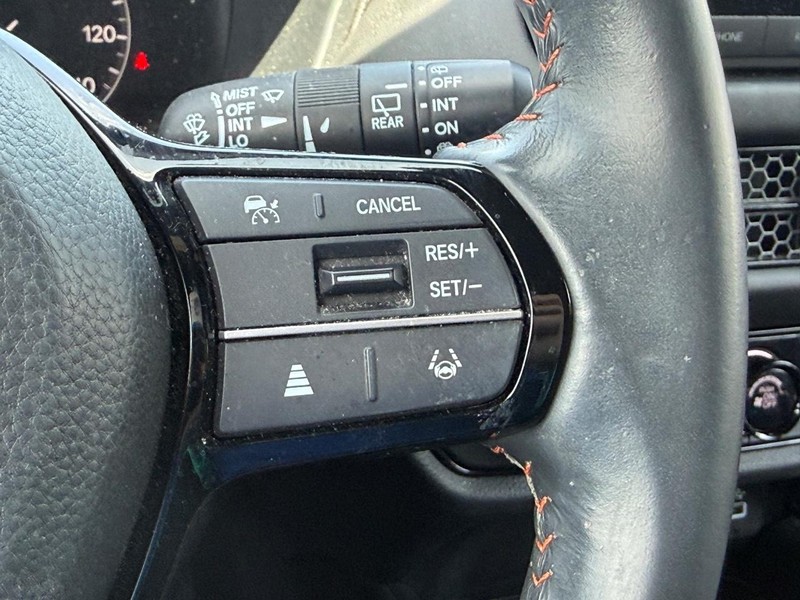 Honda HR-V Vehicle Image 16