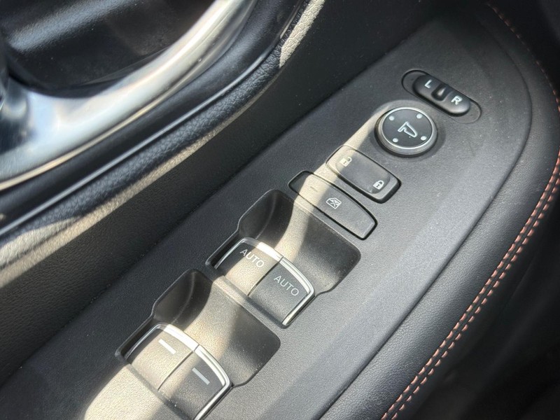Honda HR-V Vehicle Image 21