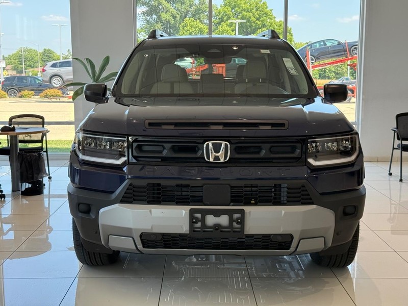 Honda Passport Vehicle Image 4