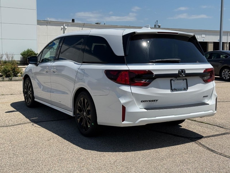 Honda Odyssey Vehicle Image 5