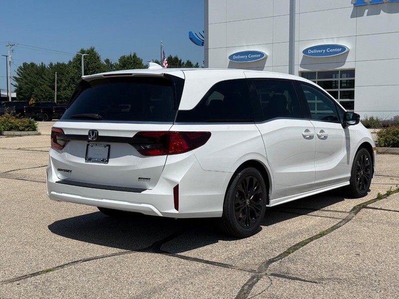 Honda Odyssey Vehicle Image 3