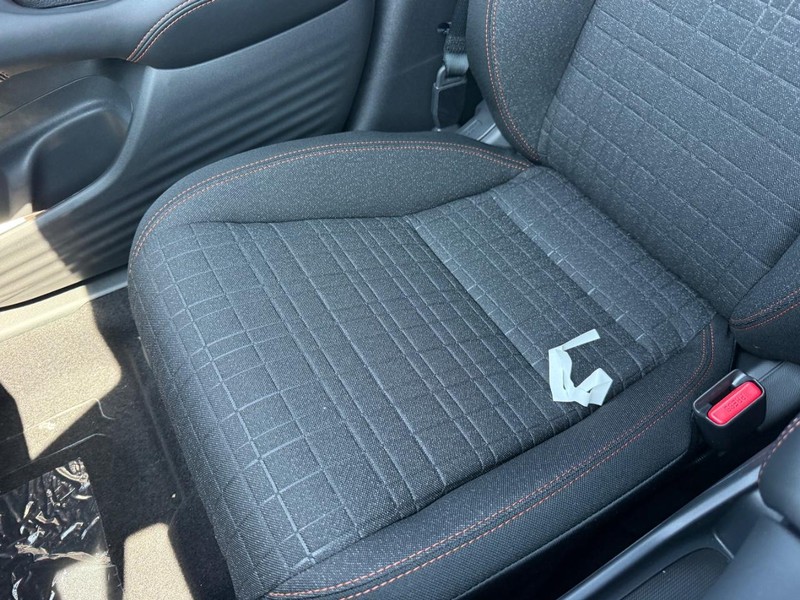 Honda HR-V Vehicle Image 20