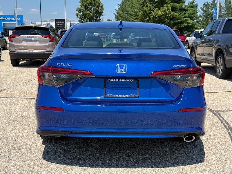 Honda Civic Sedan Vehicle Full-screen Gallery Image 04