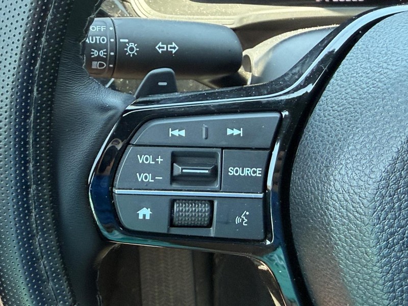 Honda Civic Sedan Vehicle Full-screen Gallery Image 15