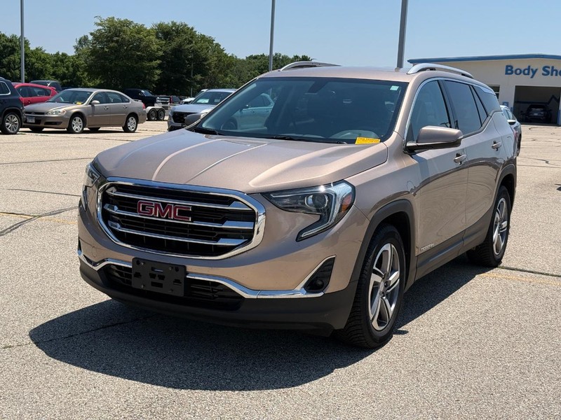 GMC Terrain Vehicle Full-screen Gallery Image 07