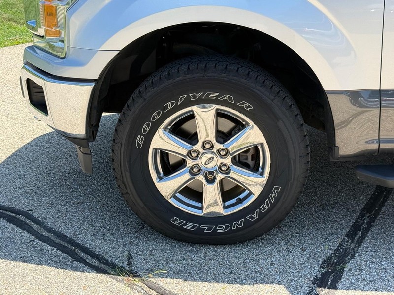 Ford F-150 Vehicle Image 6