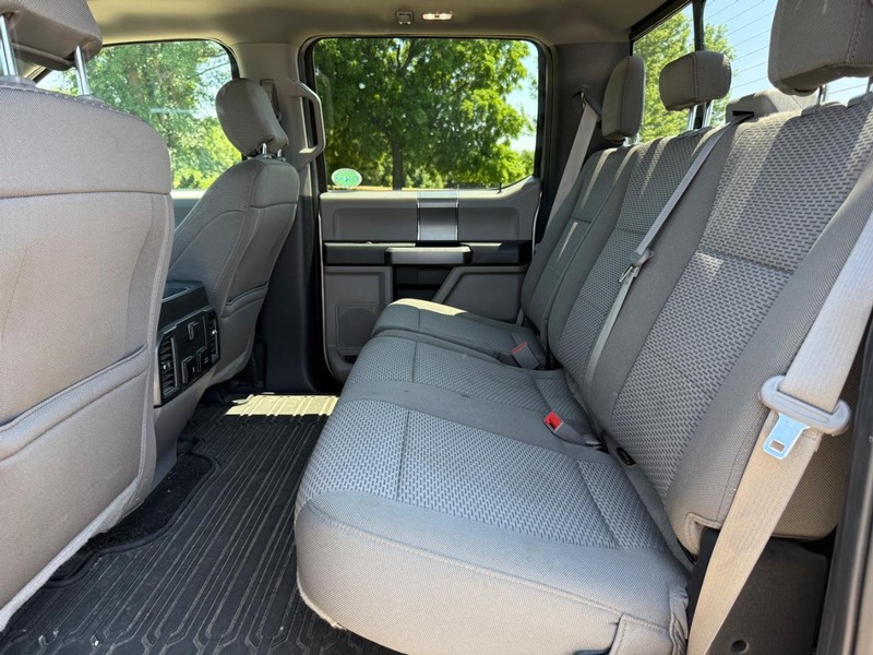 Ford F-150 Vehicle Image 9