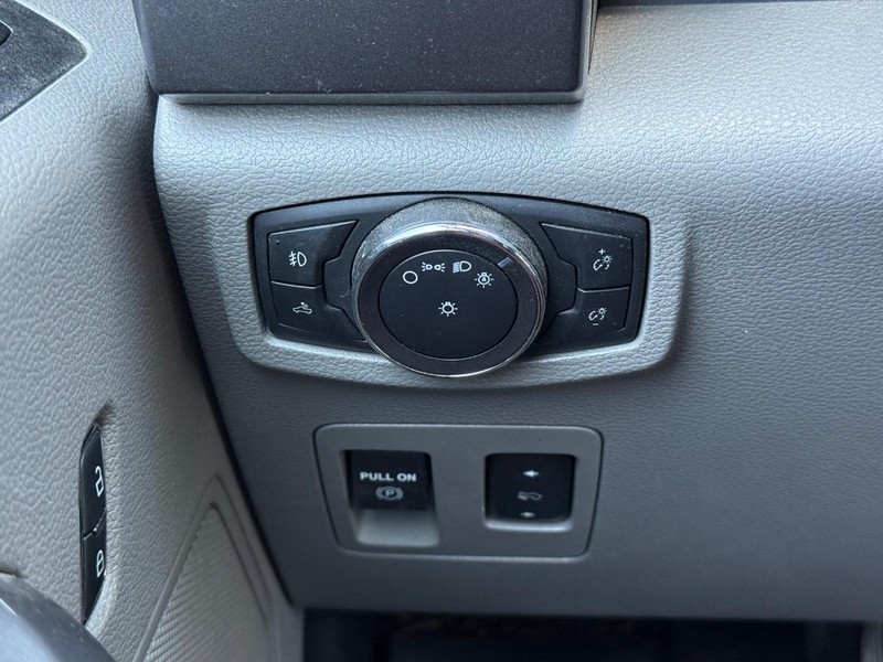 Ford F-150 Vehicle Image 21