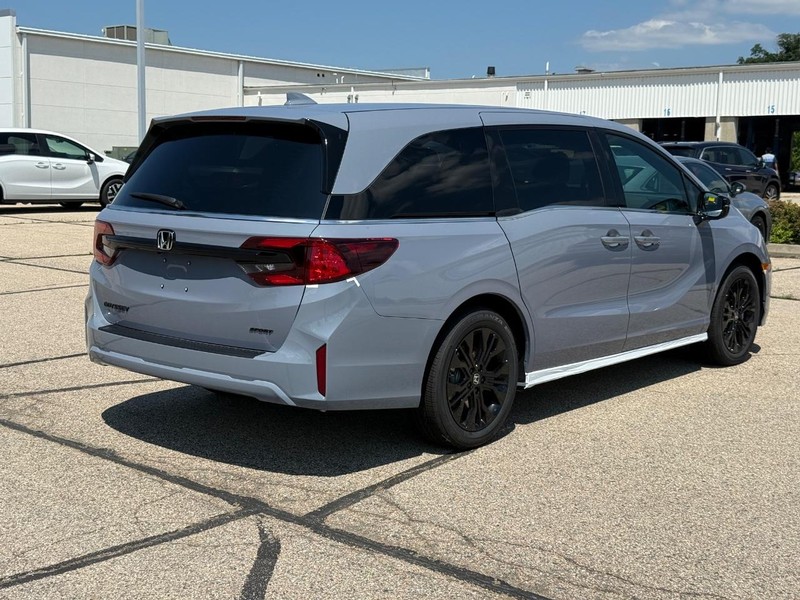 Honda Odyssey Vehicle Image 3