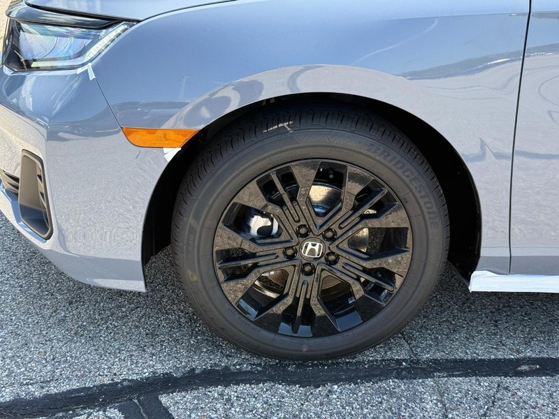 Honda Odyssey Vehicle Image 6