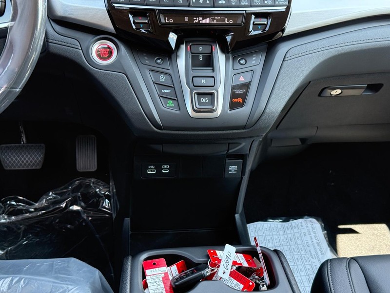 Honda Odyssey Vehicle Image 13