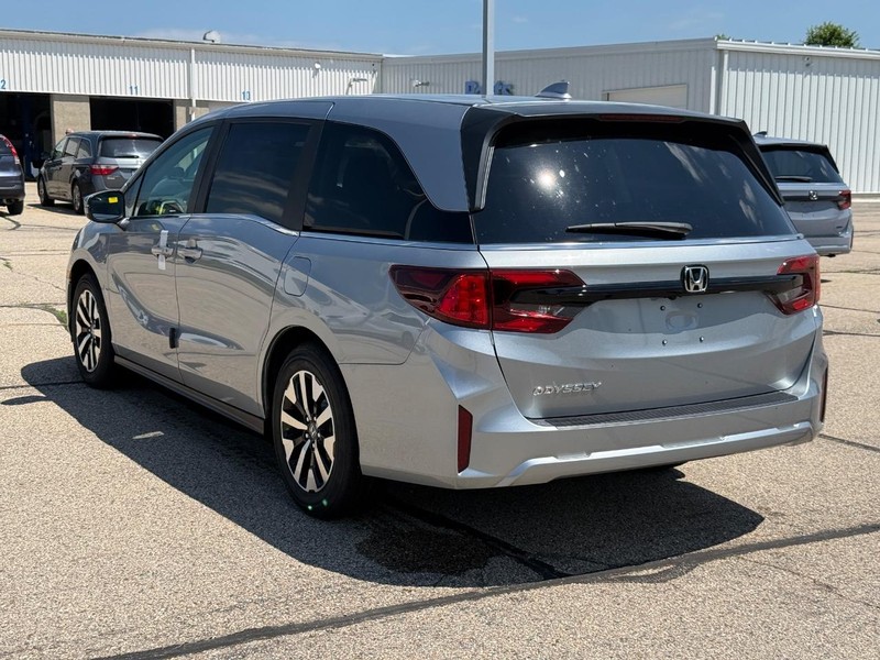 Honda Odyssey Vehicle Image 5