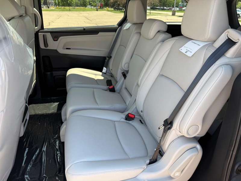 Honda Odyssey Vehicle Image 9