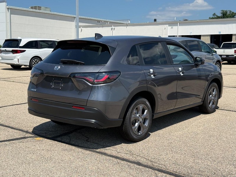 Honda HR-V Vehicle Image 3