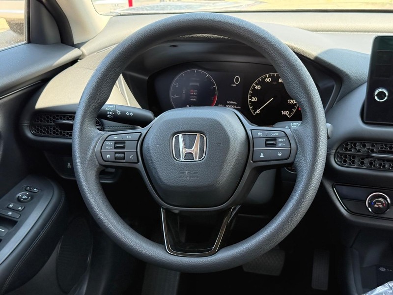 Honda HR-V Vehicle Image 13