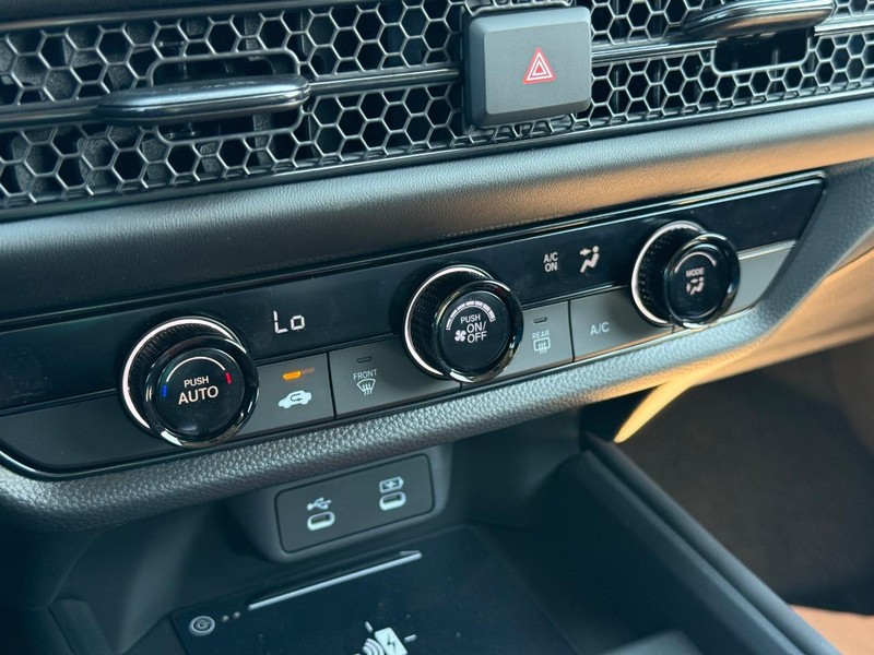 Honda HR-V Vehicle Image 18
