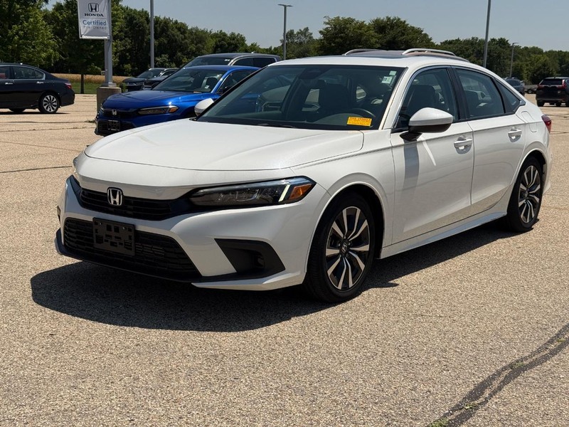 Honda Civic Sedan Vehicle Image 7