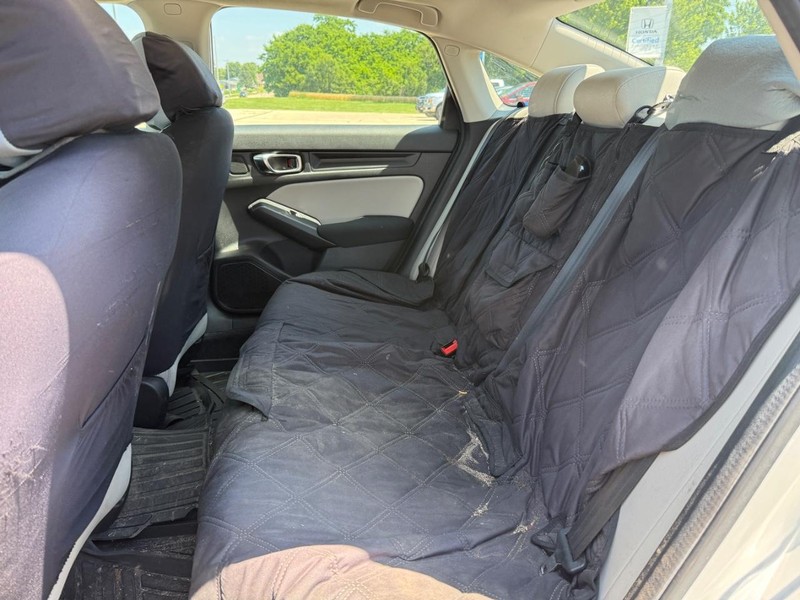 Honda Civic Sedan Vehicle Image 9