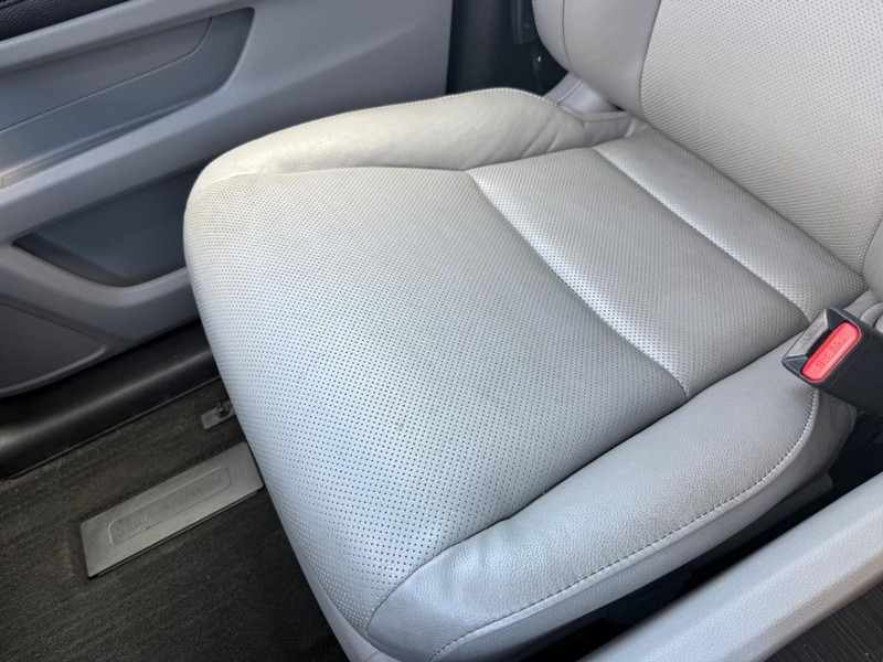 Honda Ridgeline Vehicle Full-screen Gallery Image 21