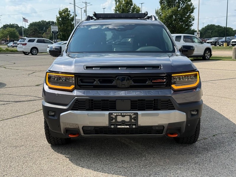 Honda Passport Vehicle Image 8