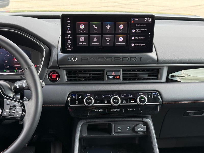 Honda Passport Vehicle Image 11
