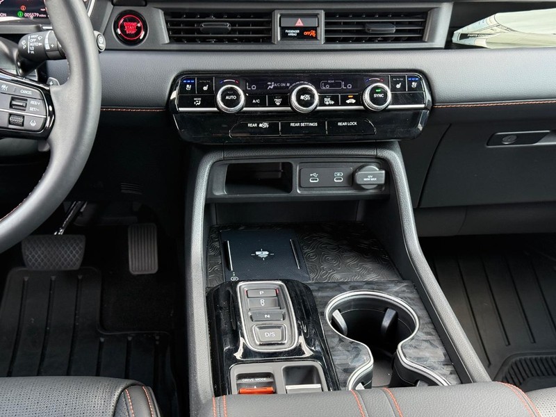 Honda Passport Vehicle Image 12