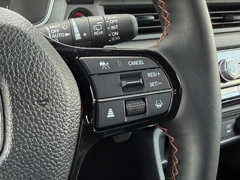 Honda Passport Vehicle Image 16