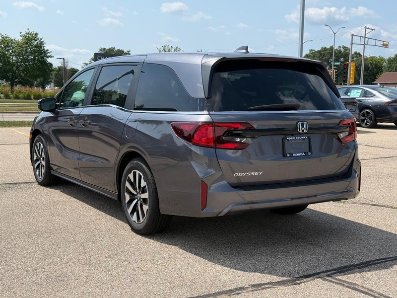 Honda Odyssey Vehicle Image 5