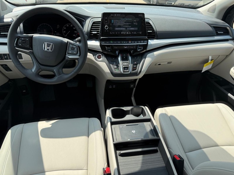 Honda Odyssey Vehicle Image 11