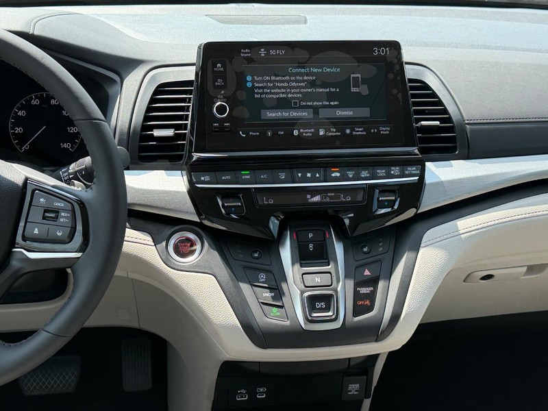 Honda Odyssey Vehicle Image 12