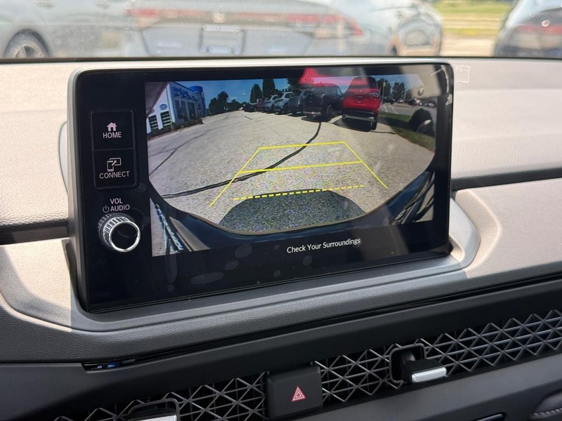 Honda Accord Sedan Vehicle Image 18
