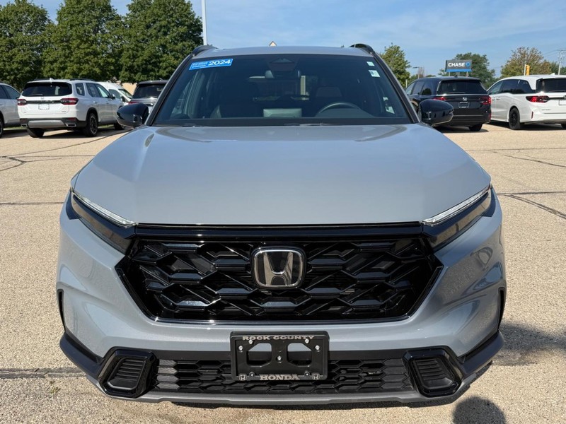 Honda CR-V Hybrid Vehicle Image 9