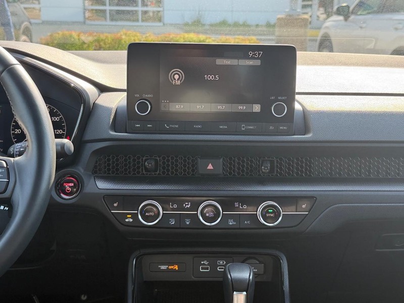 Honda CR-V Hybrid Vehicle Image 12
