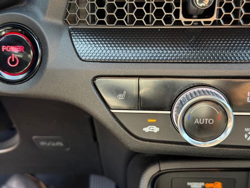 Honda CR-V Hybrid Vehicle Image 20
