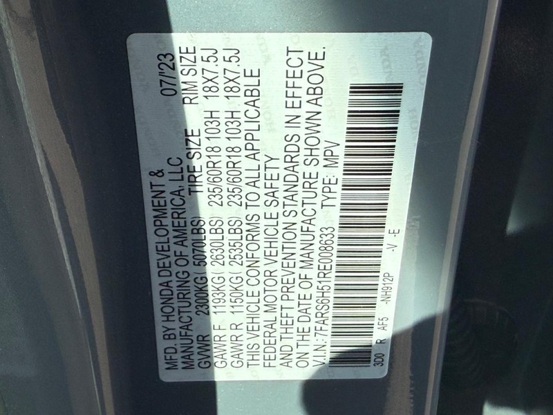 Honda CR-V Hybrid Vehicle Image 23