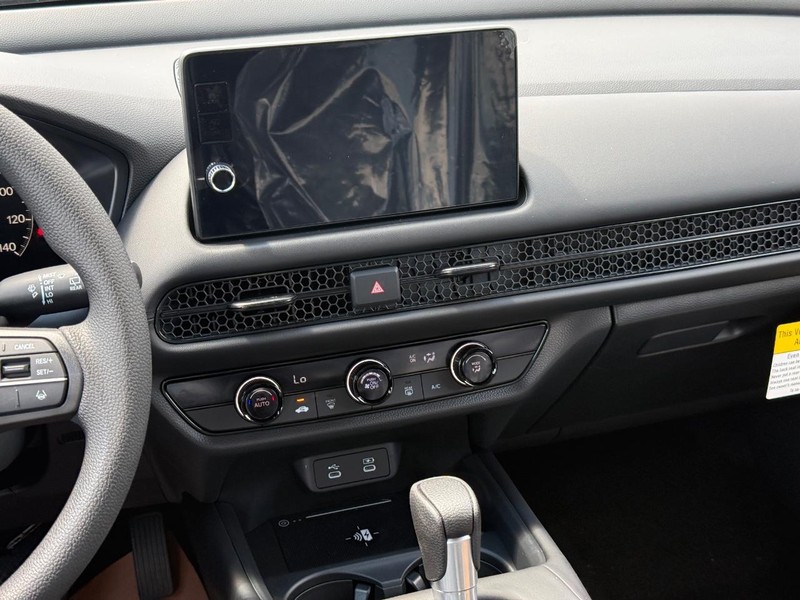 Honda HR-V Vehicle Image 11