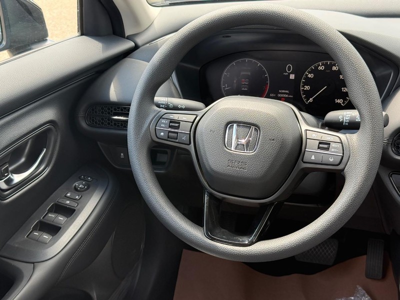 Honda HR-V Vehicle Image 13