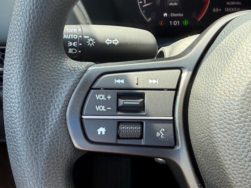 Honda HR-V Vehicle Image 15