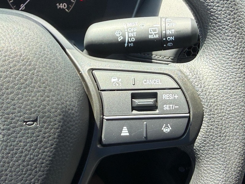 Honda HR-V Vehicle Image 16