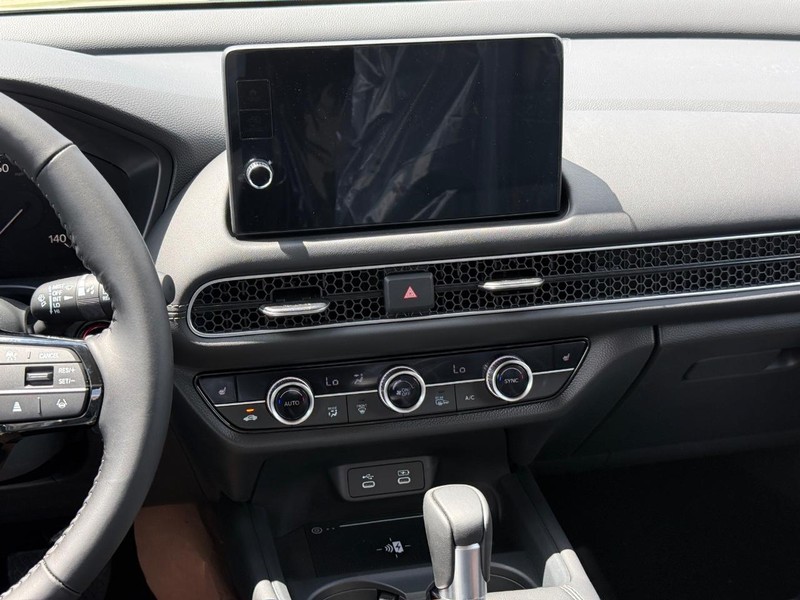 Honda HR-V Vehicle Image 11