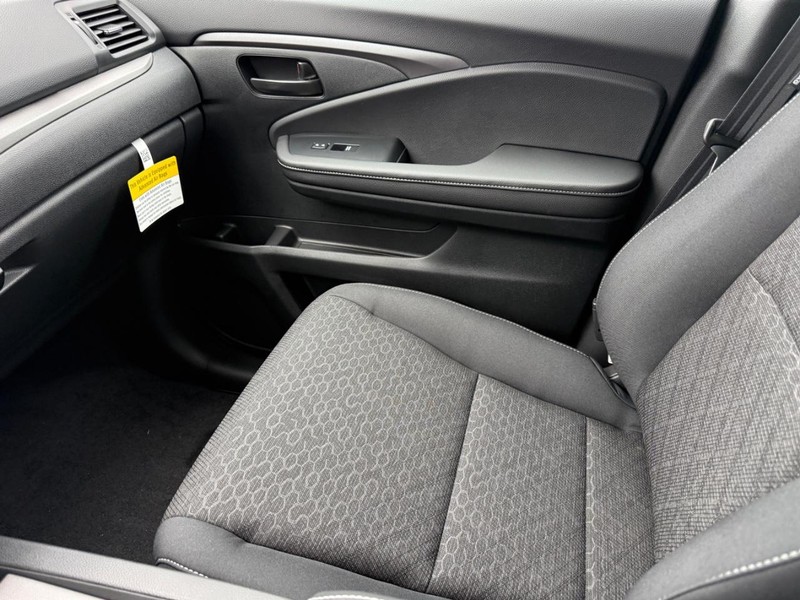 Honda Ridgeline Vehicle Image 15