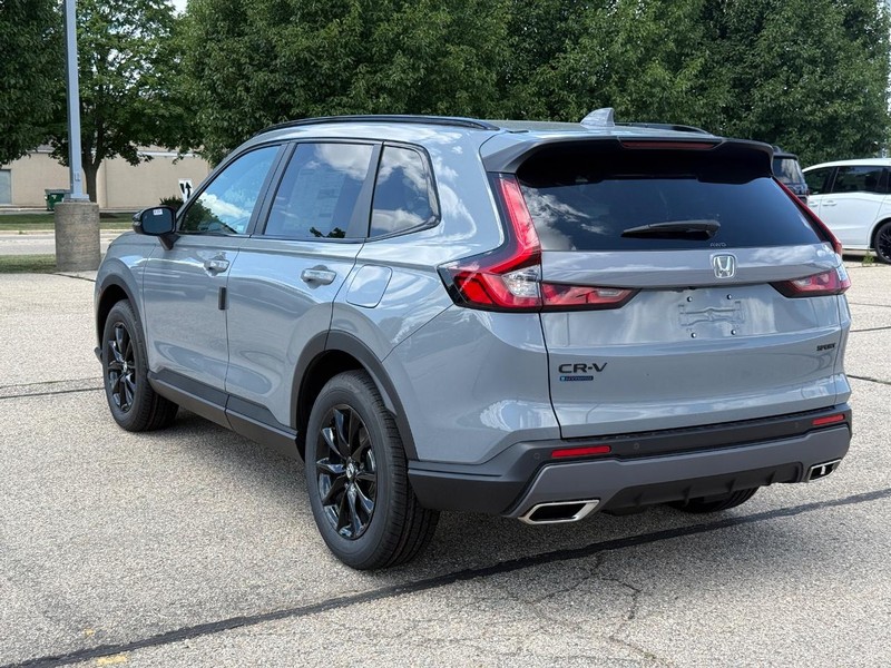 Honda CR-V Hybrid Vehicle Image 5